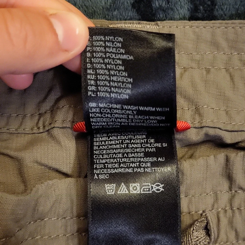North Face Shorts (Size 6) - Picture 8 of 10